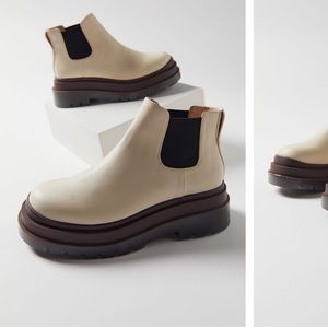 Urban Outfitters Cream Chelsea Platform Ankle Boots